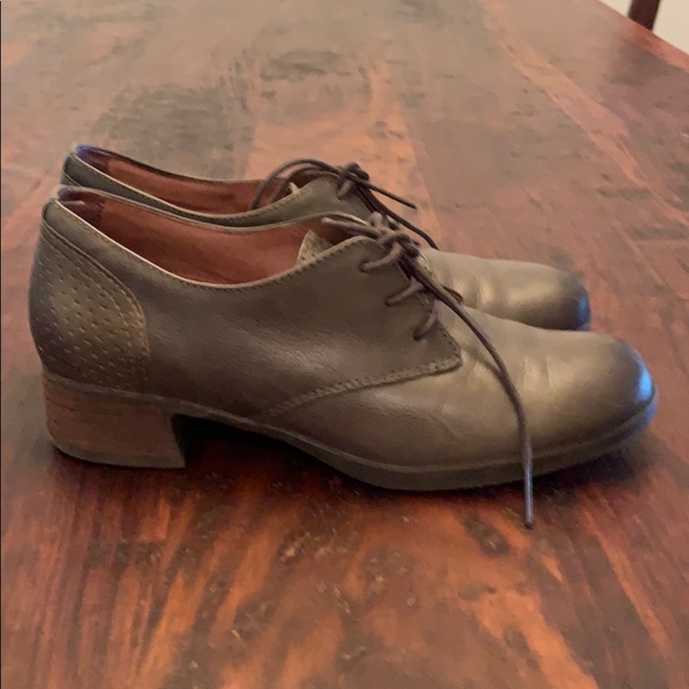 Dansko Louise Lace up Oxford Leather